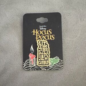 Disney Hocus Pocus “Lit The Black Flame Candle” Pin New on Card
